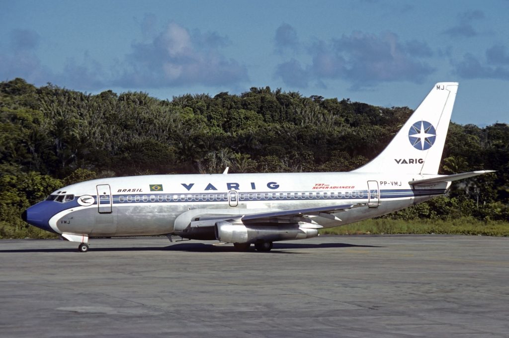 Boeing_737-241